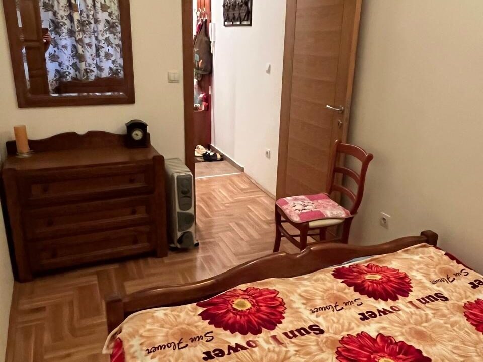 1000087204